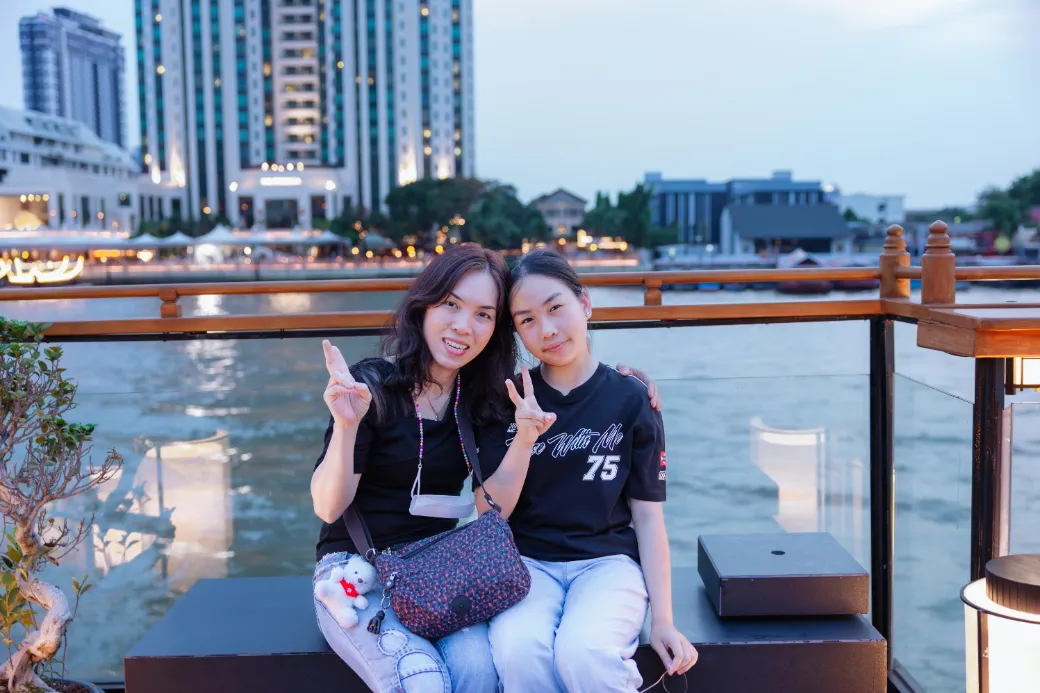 Oho 002 90 1040x693
