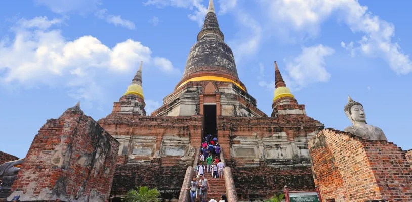 ที่เที่ยวช่วงสงกรานต์ สายบุญ