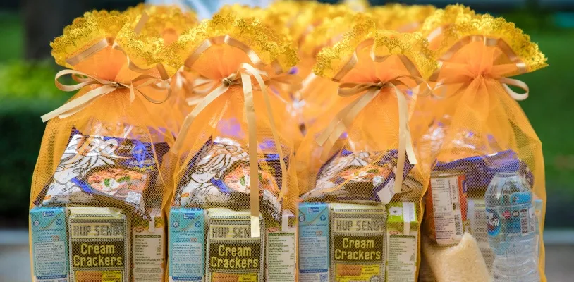 ของขวัญวันสงกรานต์ มอบผู้ใหญ่ประทับใจ ชุดสังฆทาน