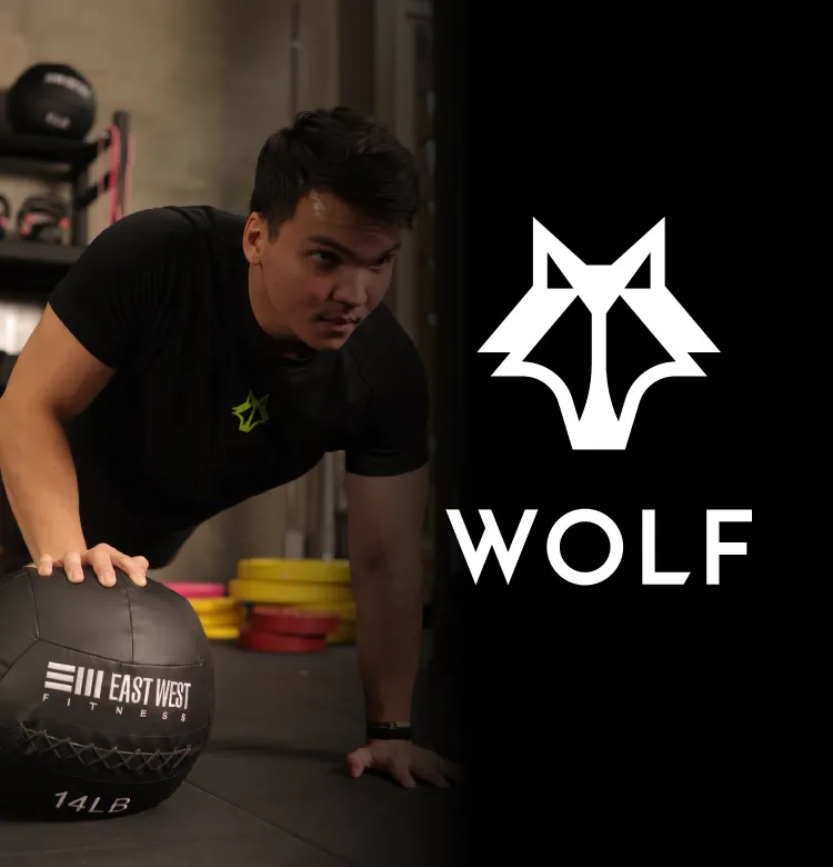 Wolf 750x780