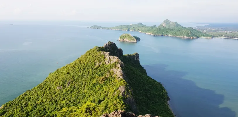 : เขาล้อมหมวก - ประจวบคีรีขันธ์ ปีนเขาในไทย