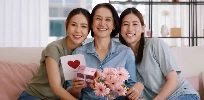 ของขวัญวันสงกรานต์ มอบผู้ใหญ่ประทับใจ