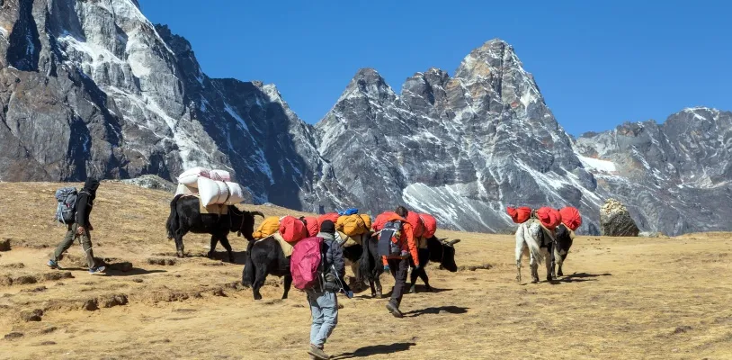 ภูเขา Everest กับเนปาล ทิเบต และคนเชอร์ปา